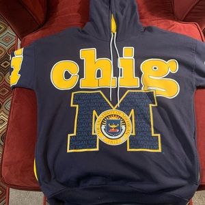Vintage University Of Michigan Hoodie Size Large